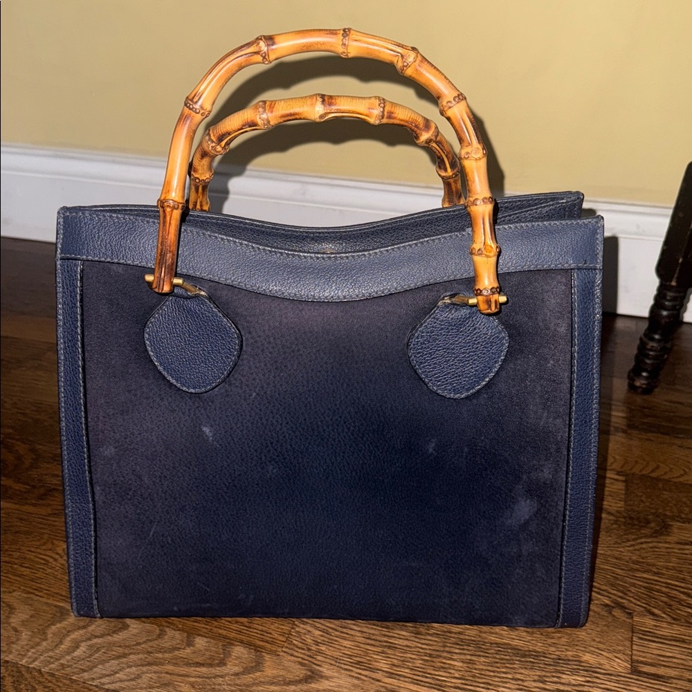 Gucci vintage Navy Suede Tote with Bamboo Handles - Picture 15 of 16